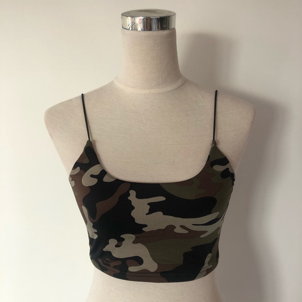 3/$30✨ Camo Sommer Ray Bralette/Crop Top